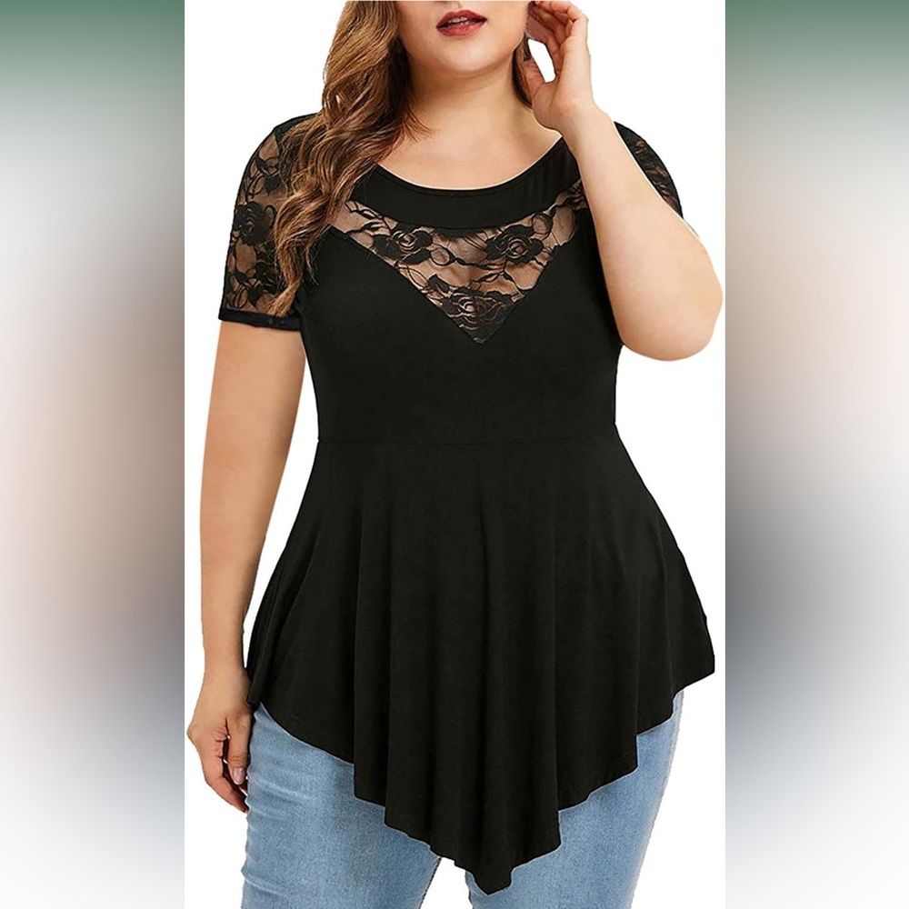 Short sleeve lace tunic!